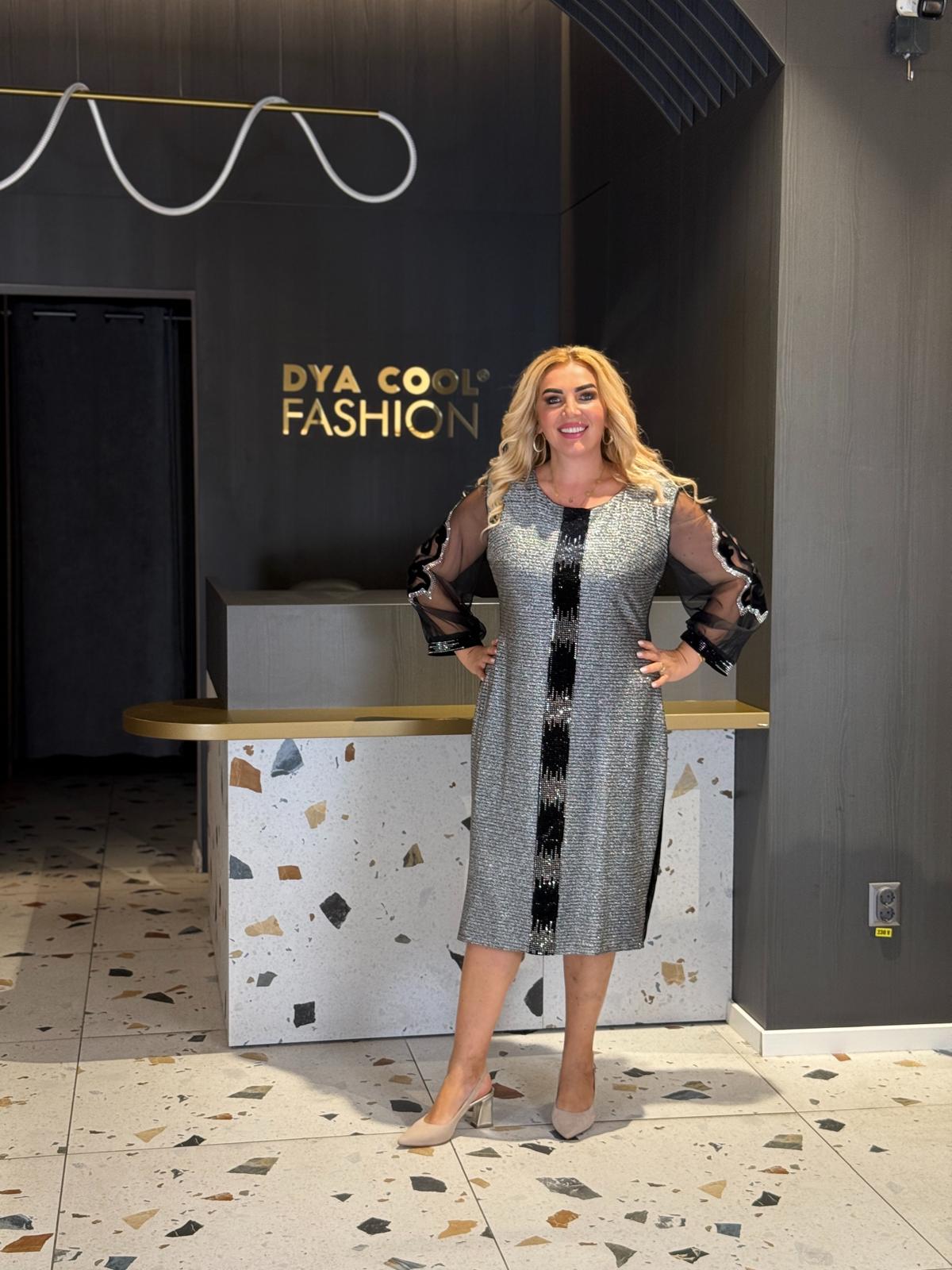Rochie Midi Gri Cu Inserții Negre DYA1279