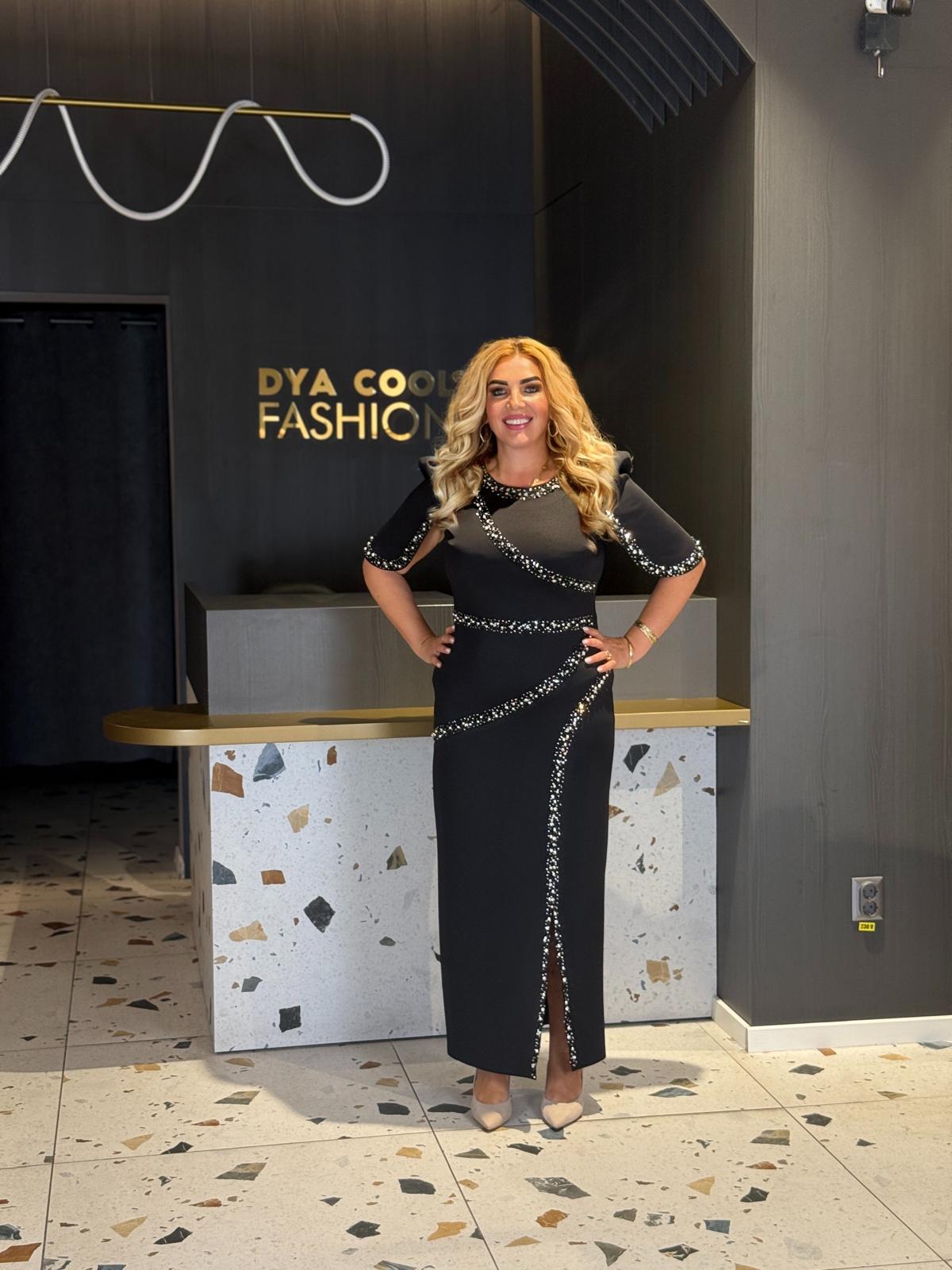 Rochie Lungă din Material Elastic Negru Pietricele DYA1302