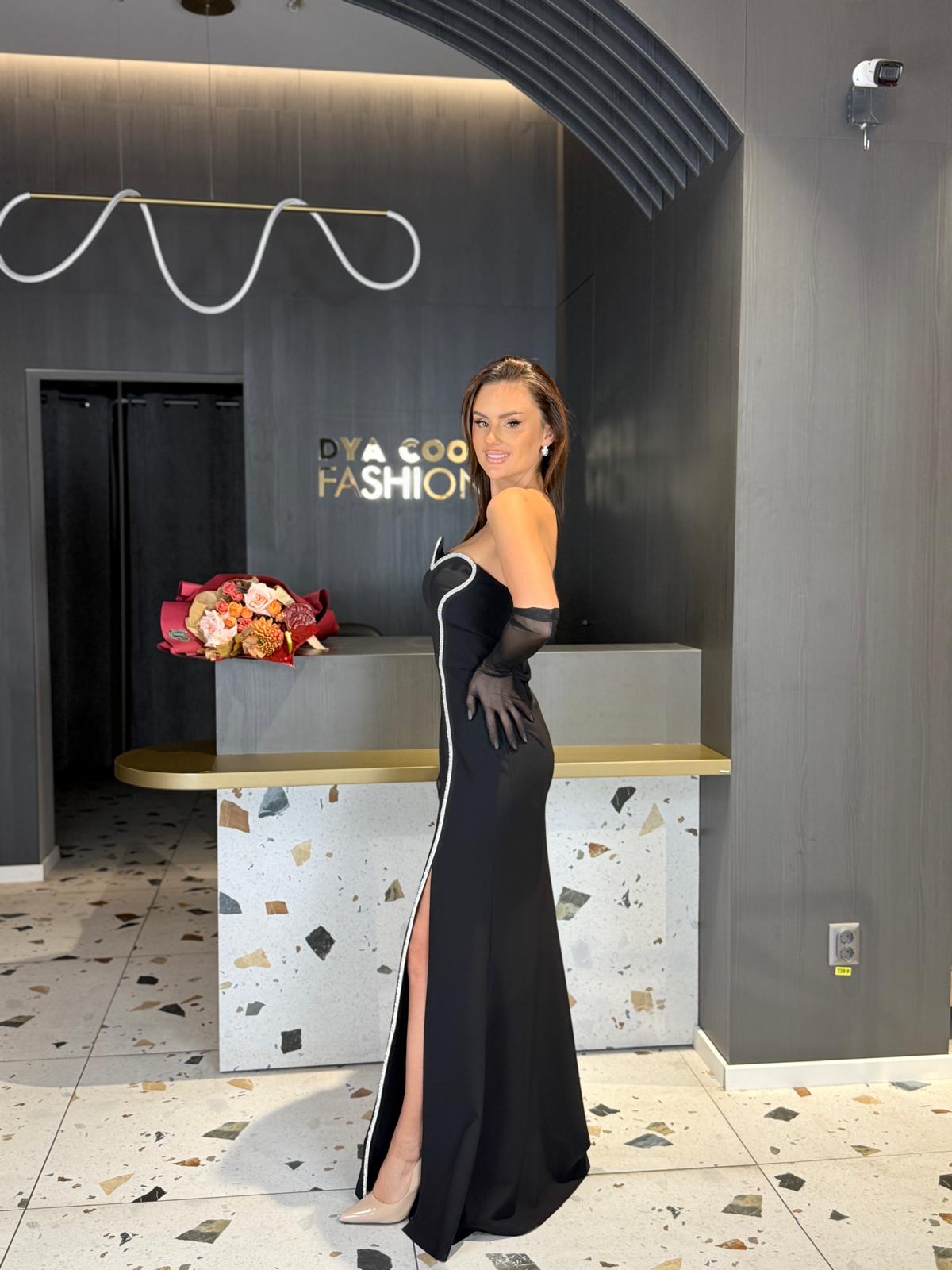 Rochie Lungă Elegantă Neagră Cu Detalii Argintii DYA1318 - imagine 2