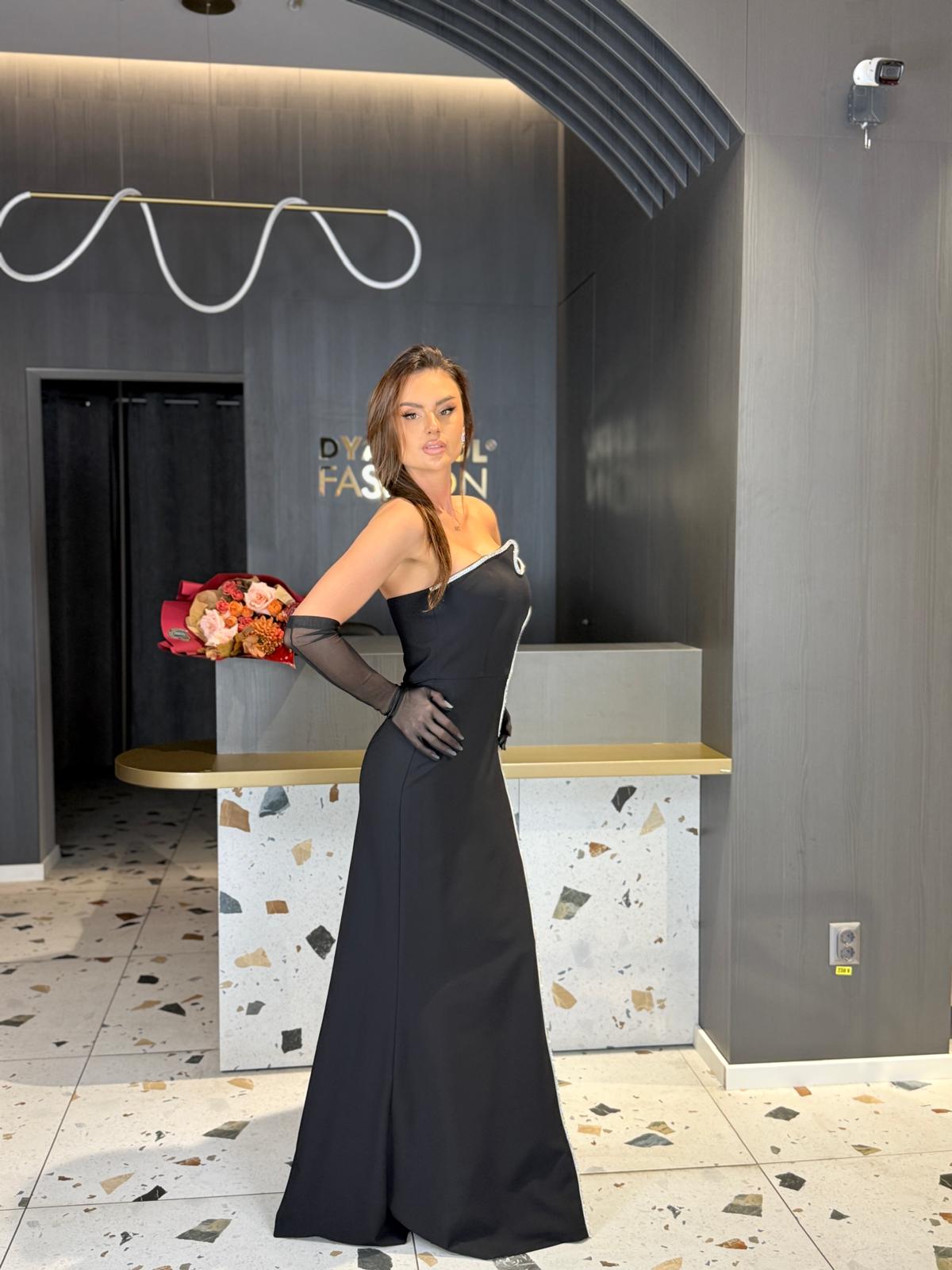 Rochie Lungă Elegantă Neagră Cu Detalii Argintii DYA1318 - imagine 3