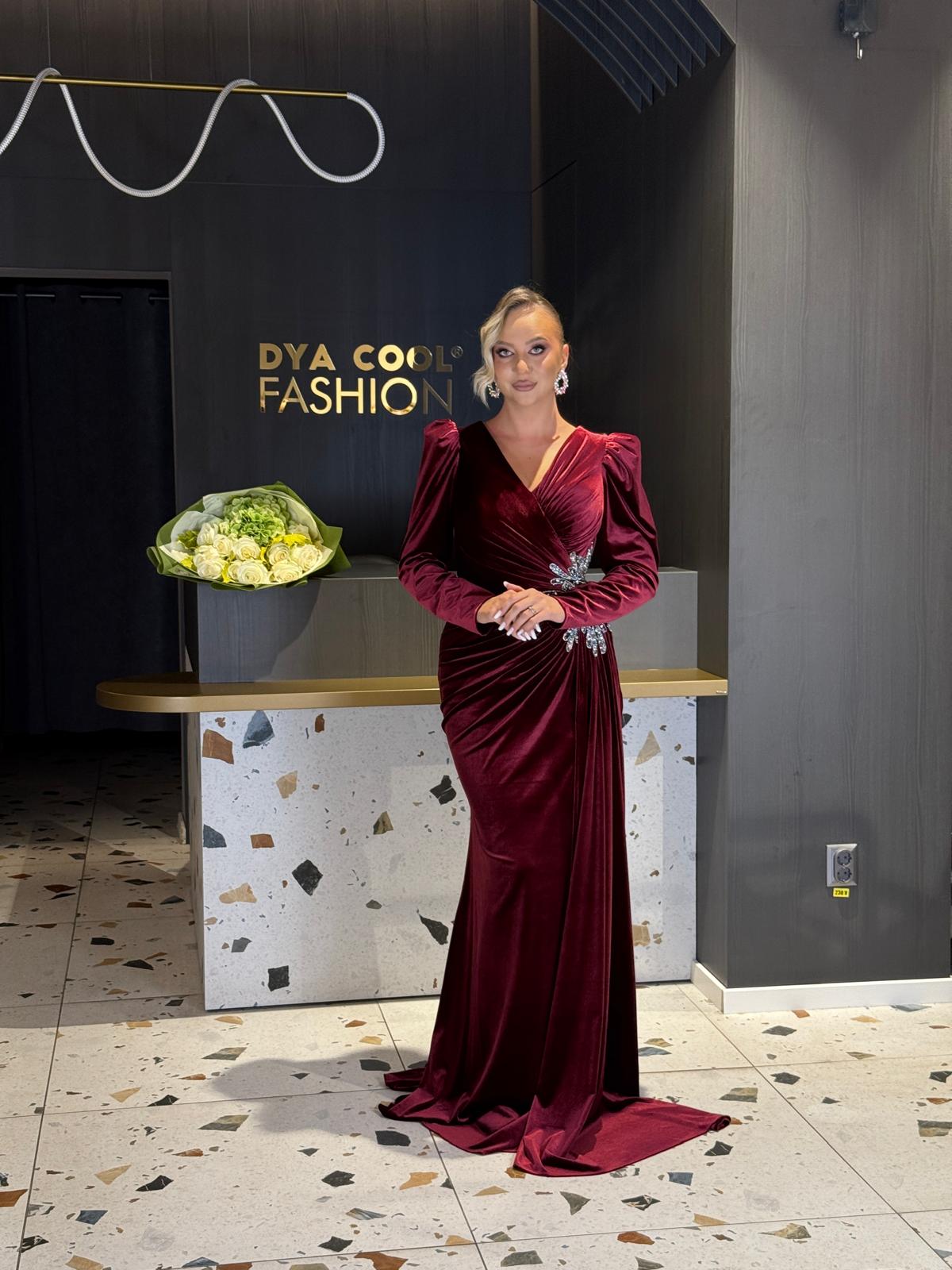Rochie Lungă Din Catifea Burgundy DYA1275