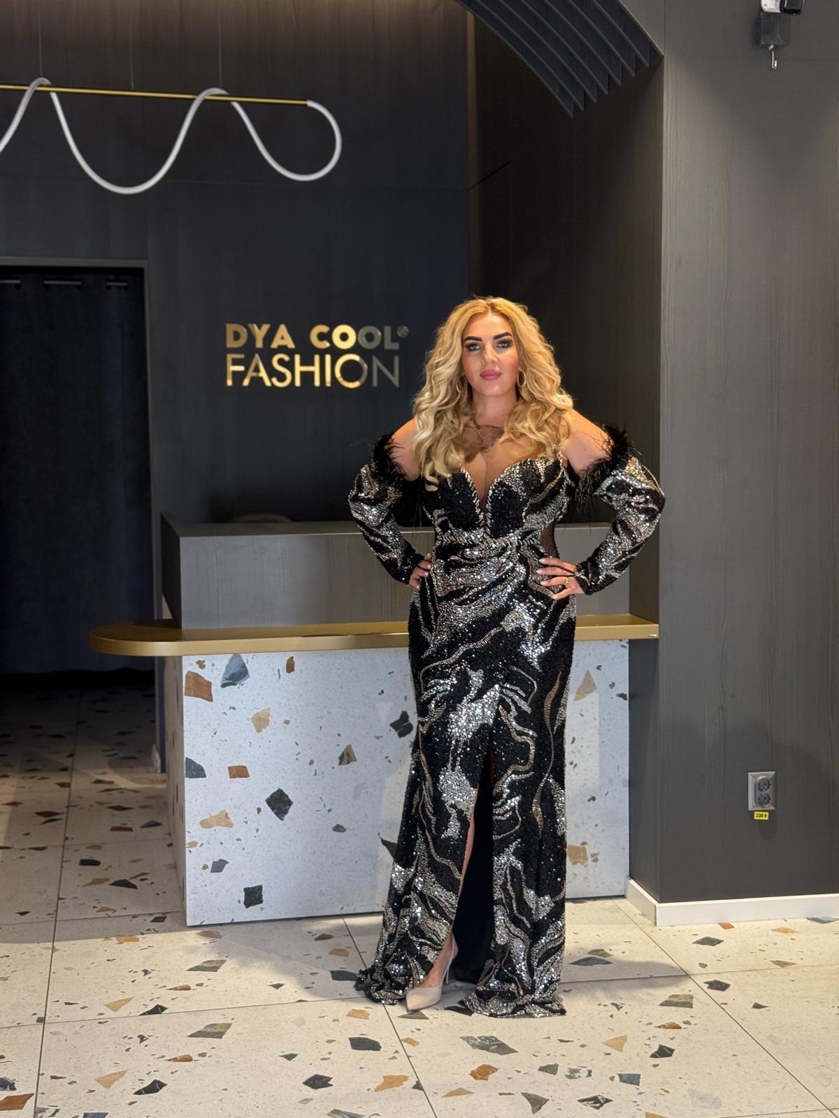 Rochie Lungă din Paiete Negre și Argintii DYA1307