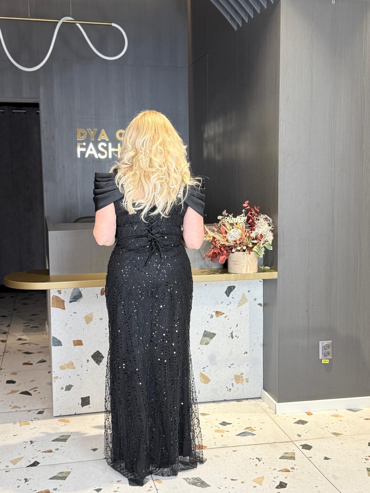 Rochie Lungă Neagră cu Paiete și Umeri Structurați DYA1383 - imagine 4