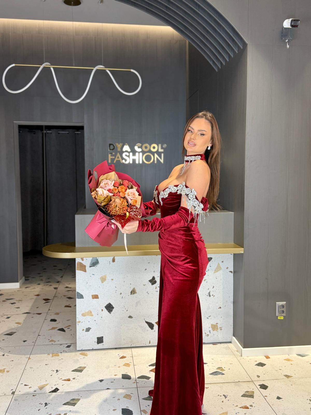 Rochie Catifea Burgundy Cu Aplicații Brodate DYA1343 - imagine 4