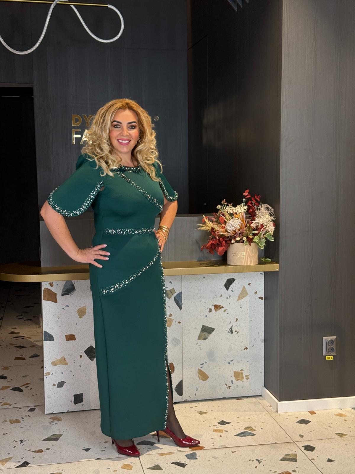 Rochie Lungă Verde Elegantă Cu Aplicații Strălucitoare DYA1368 - imagine 2