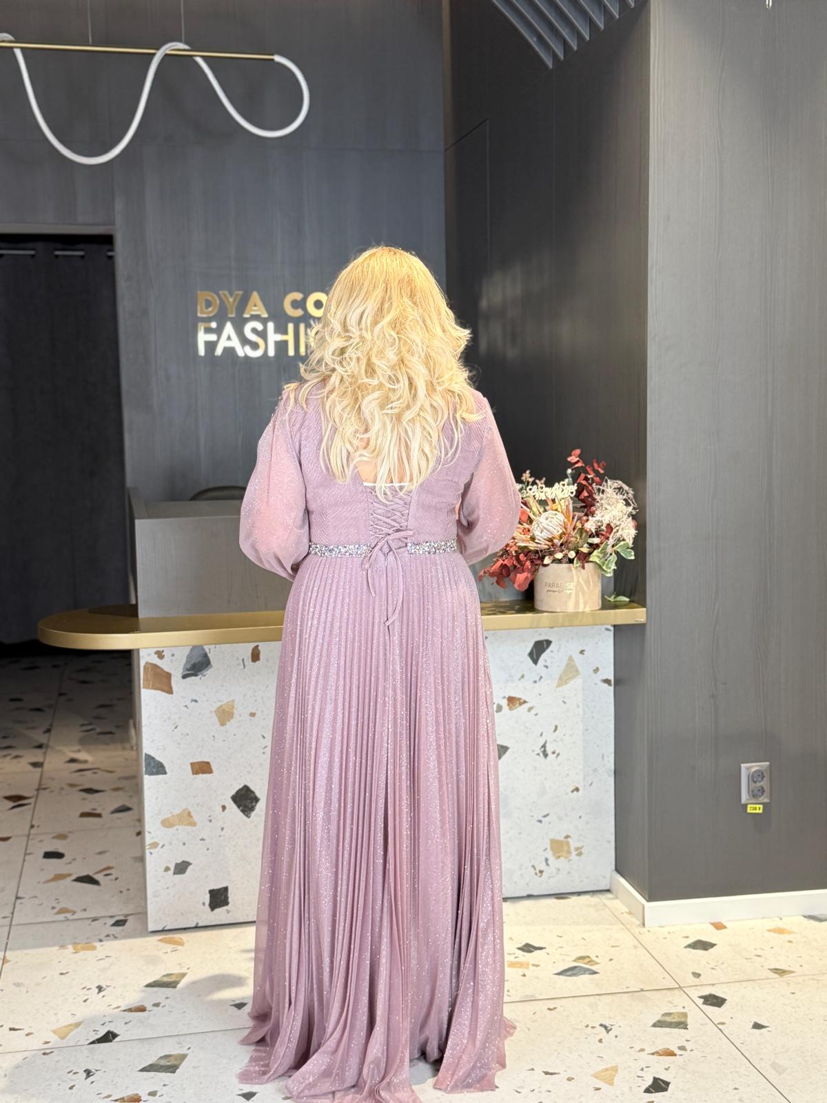 Rochie Lungă Lila Pudrat cu Mâneci din Tull și Curea Decorată DYA1381 - imagine 4