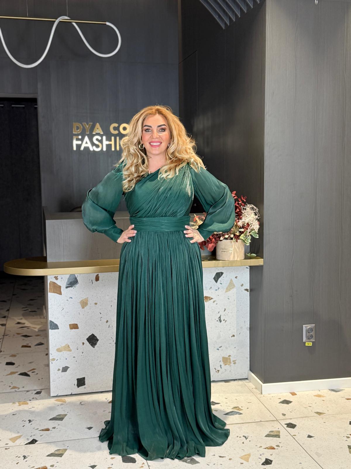 Rochie Lungă Verde Smarald din Voal Satinat DYA1382