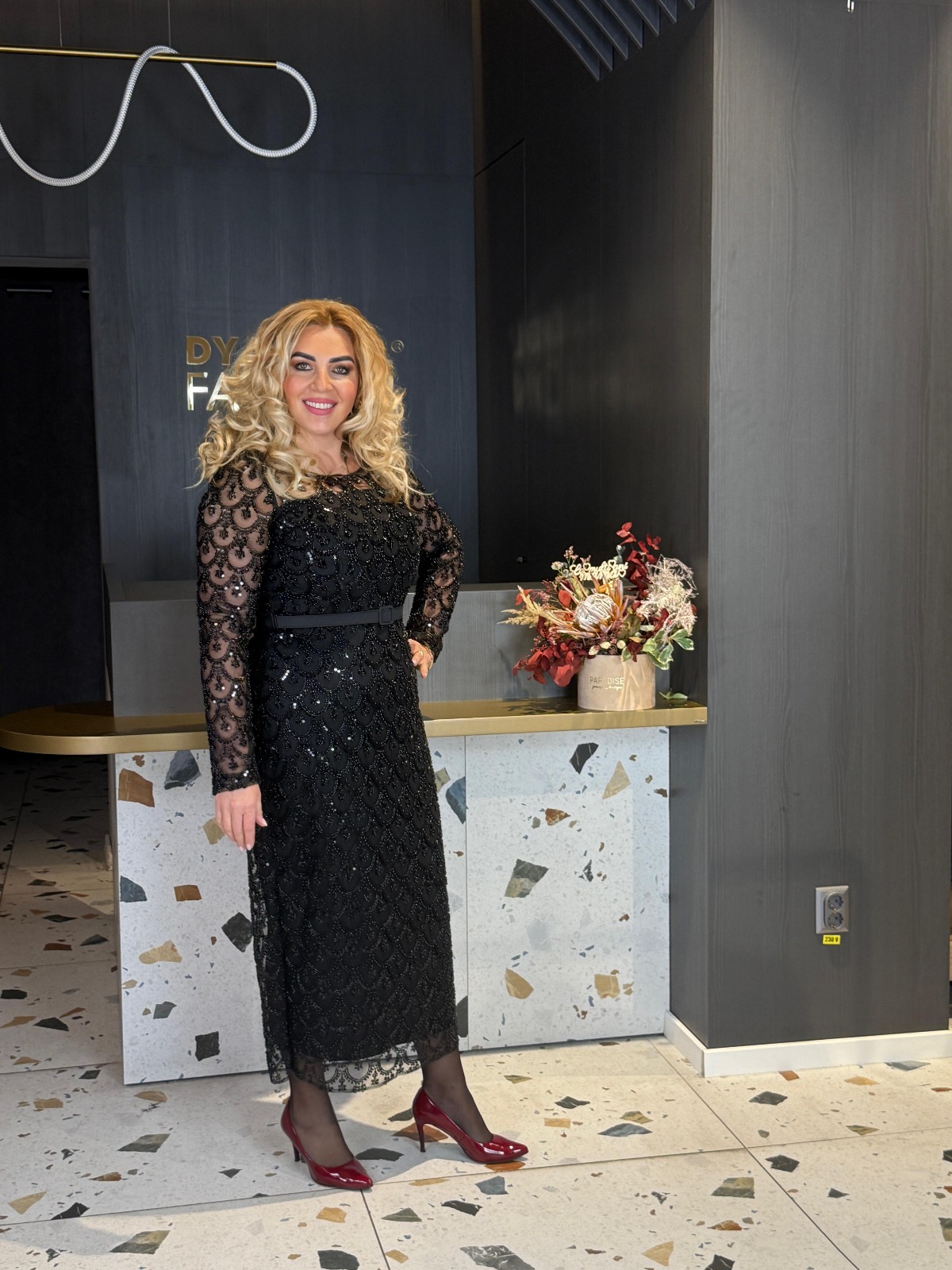 Rochie Midi Brodată Neagră Cu Paiete DYA1390 - imagine 2