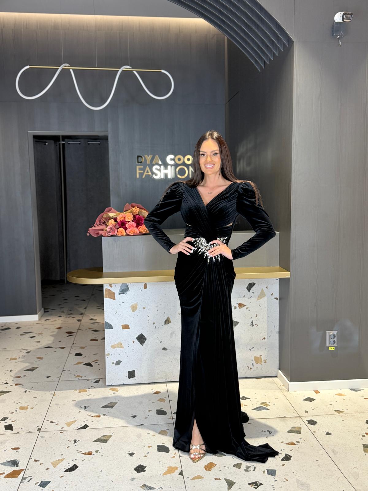 Rochie Lungă Din Catifea Neagră DYA1276