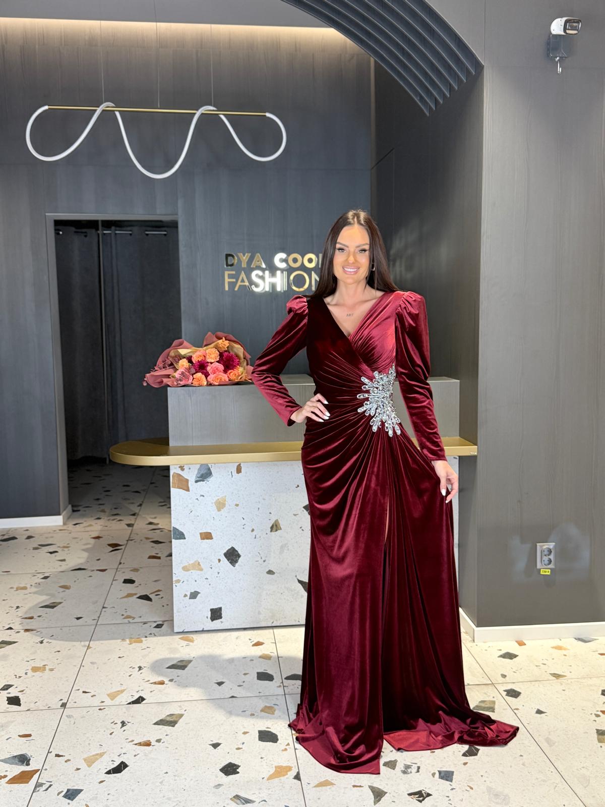 Rochie Lungă Din Catifea Burgundy DYA1275