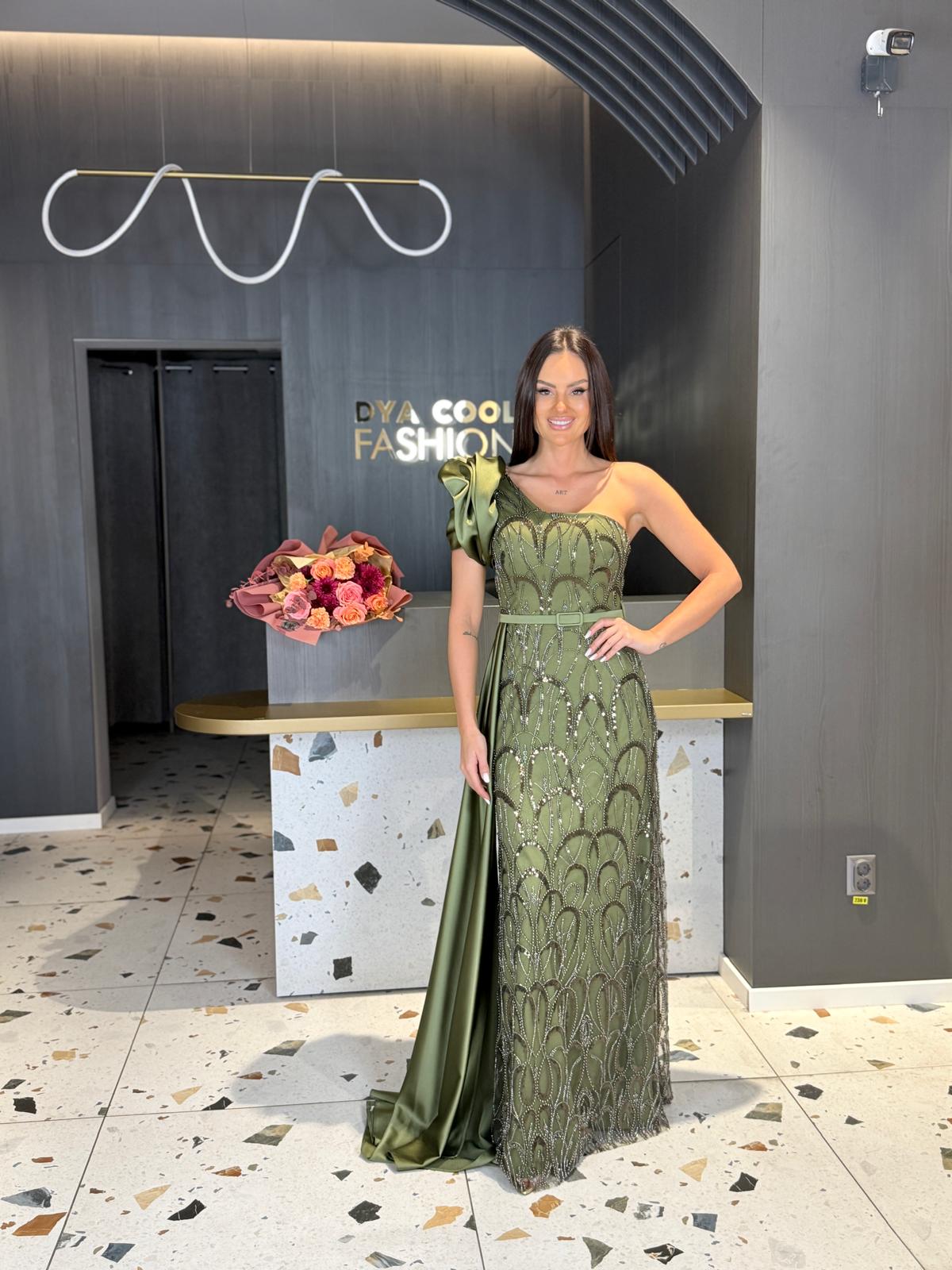 Rochie Lungă Verde Un Umăr DYA1266