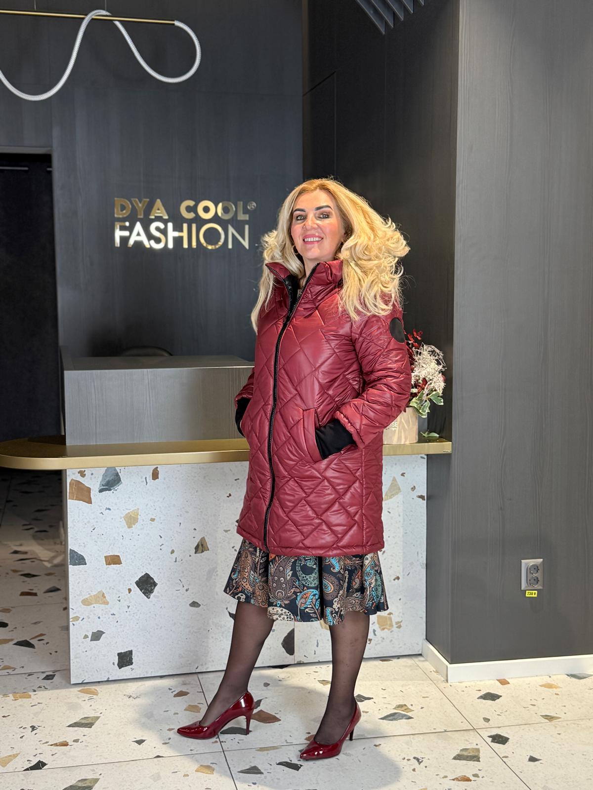 Geacă Matlasată Roșu Bordo Cu Glugă DYA1414 - imagine 3