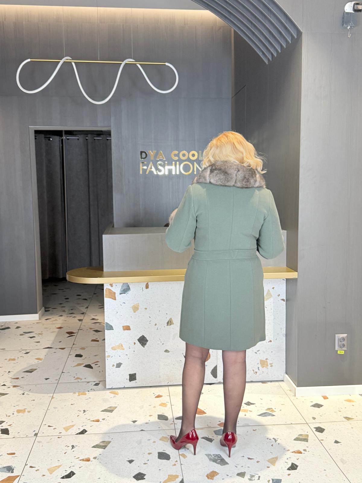 Palton Scurt Verde-Salvie Cu Blană Naturală DYA1490 - imagine 4