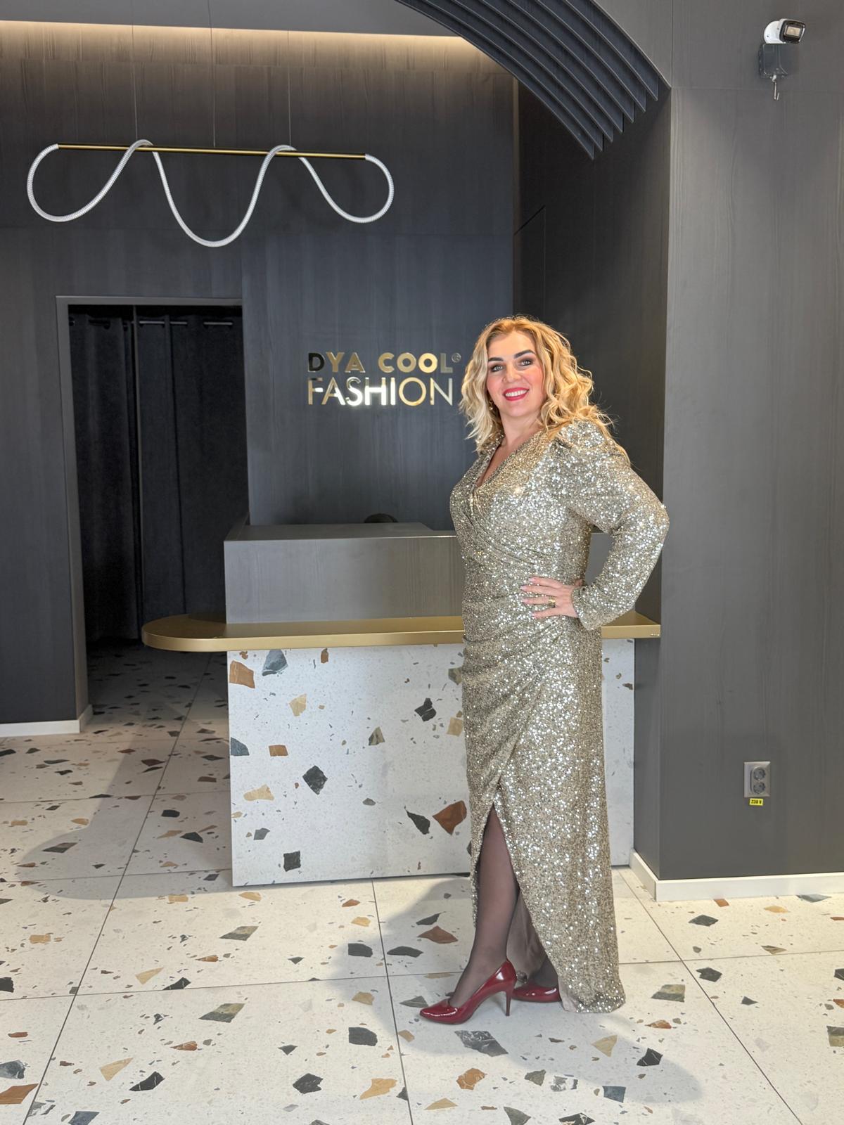 Rochie Lungă Aurie Cu Paiete Glamour DYA1496 - imagine 2